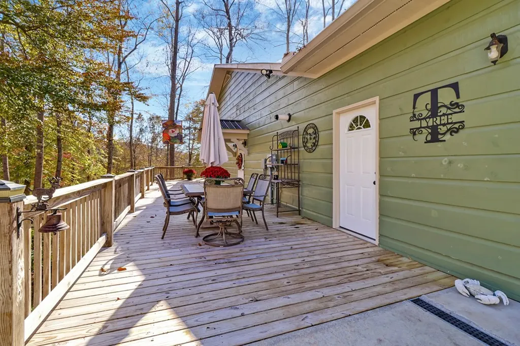 876 Crab Mountain Road Jamestown TN 38556