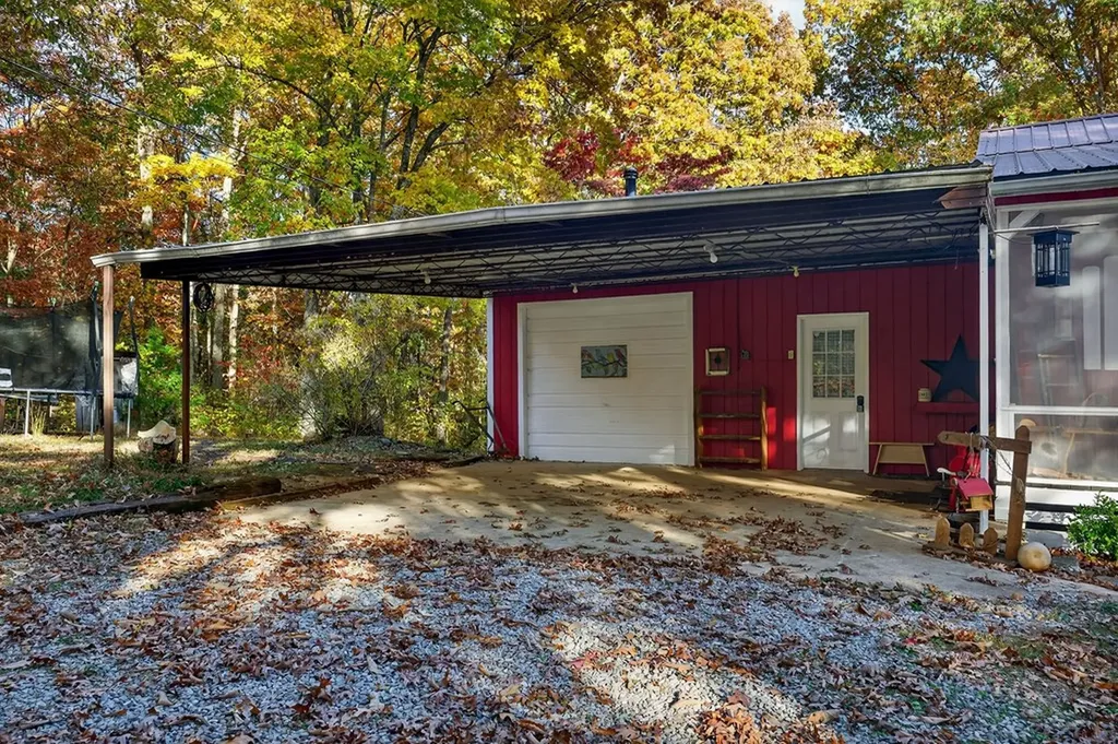 1294 Long Mountain Road Mcminnville TN 37110