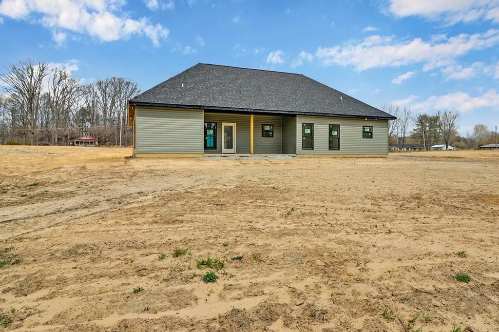 1458 Taylor Place Road Jamestown TN 38556