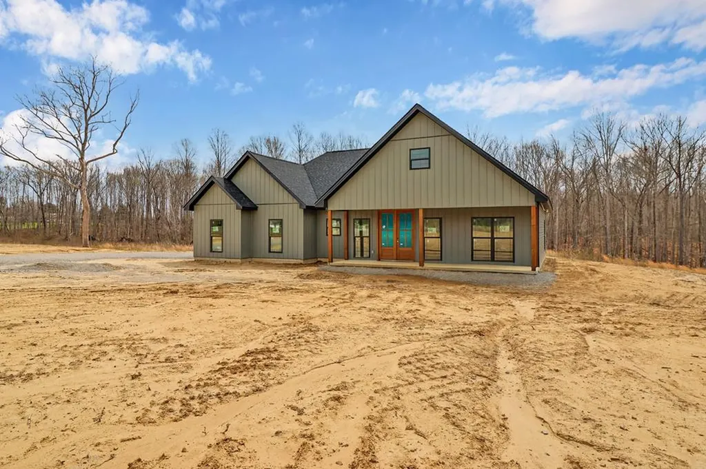 1458 Taylor Place Road Jamestown TN 38556