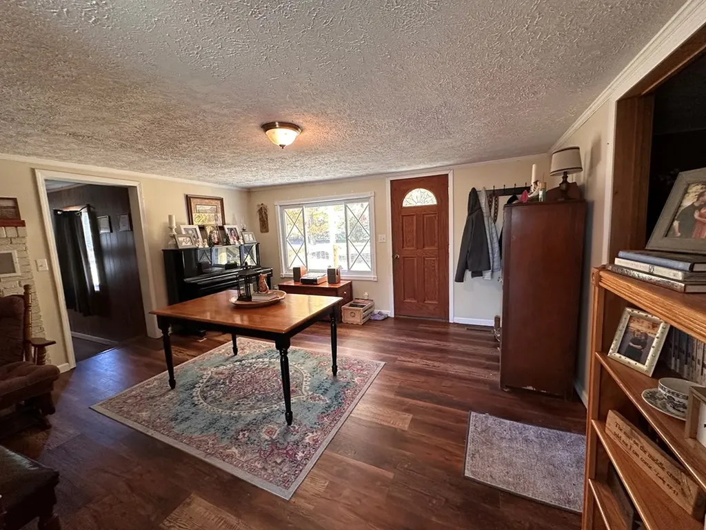 1141 Nick Road Pall Mall TN 38577