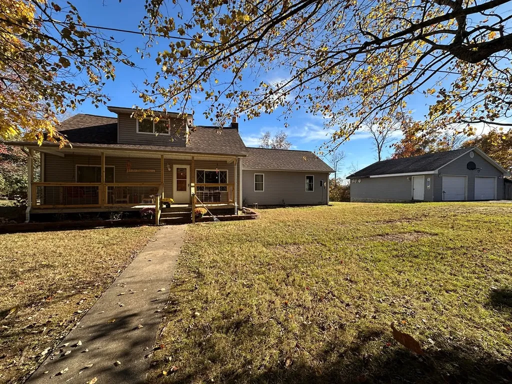 1141 Nick Road Pall Mall TN 38577