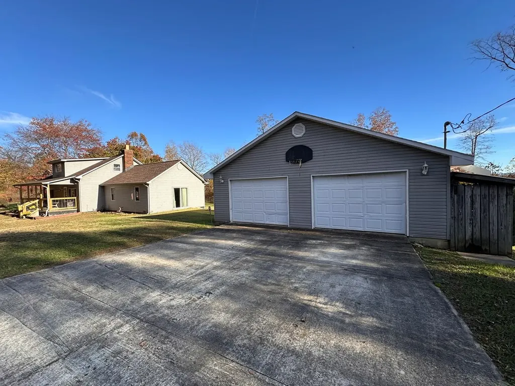 1141 Nick Road Pall Mall TN 38577