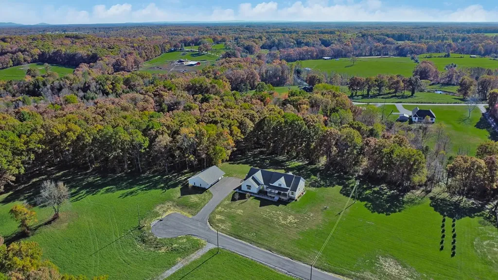 422 Peach Lane Jamestown TN 38556