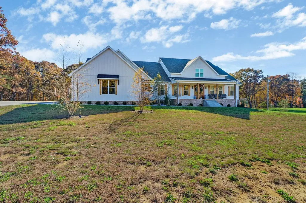 422 Peach Lane Jamestown TN 38556