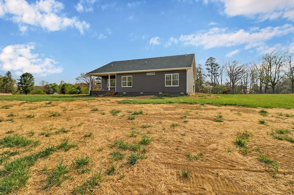 880 Allardt Highway Jamestown TN 38556