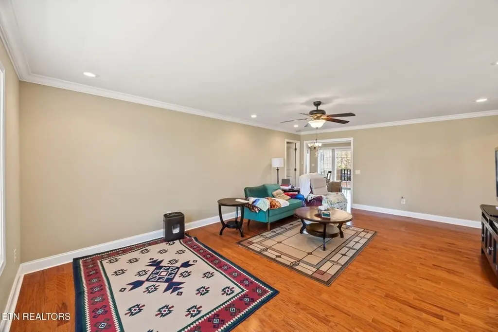 500 Walnut Heights Lane Rickman TN 38580-1777