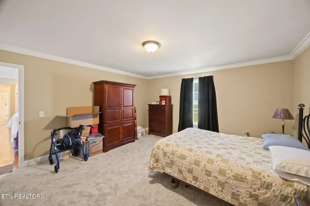 500 Walnut Heights Lane Rickman TN 38580-1777