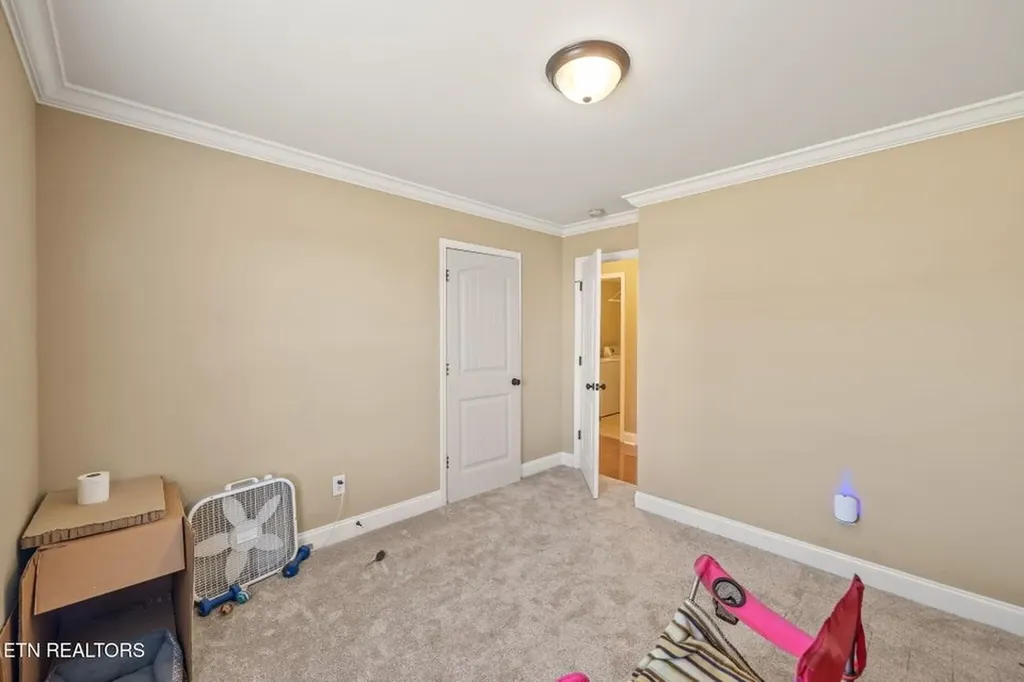 500 Walnut Heights Lane Rickman TN 38580-1777