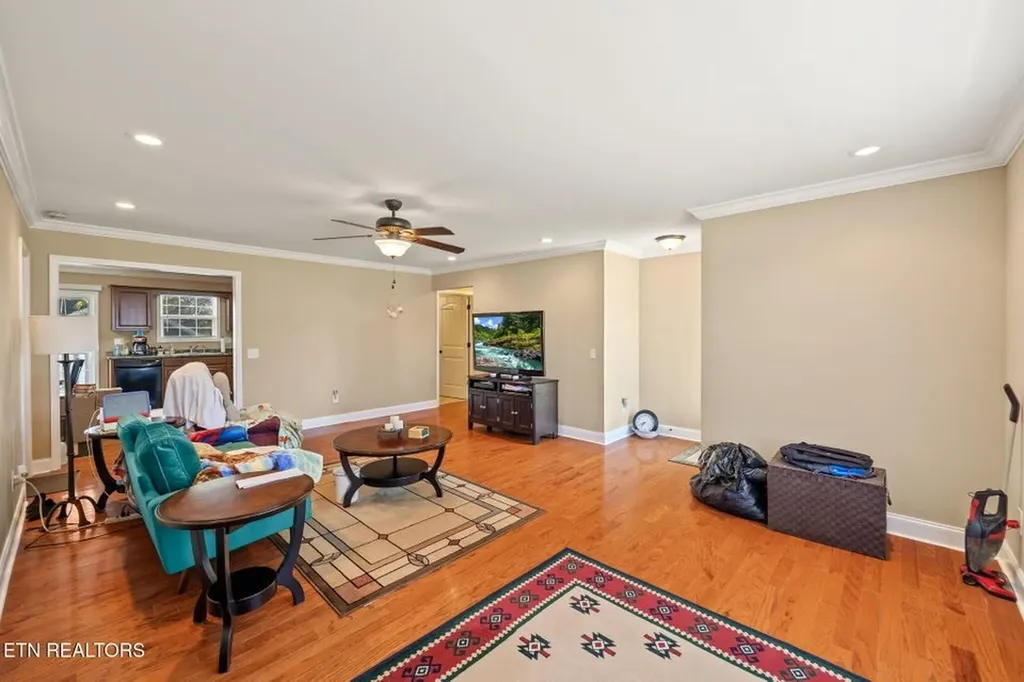 500 Walnut Heights Lane Rickman TN 38580-1777