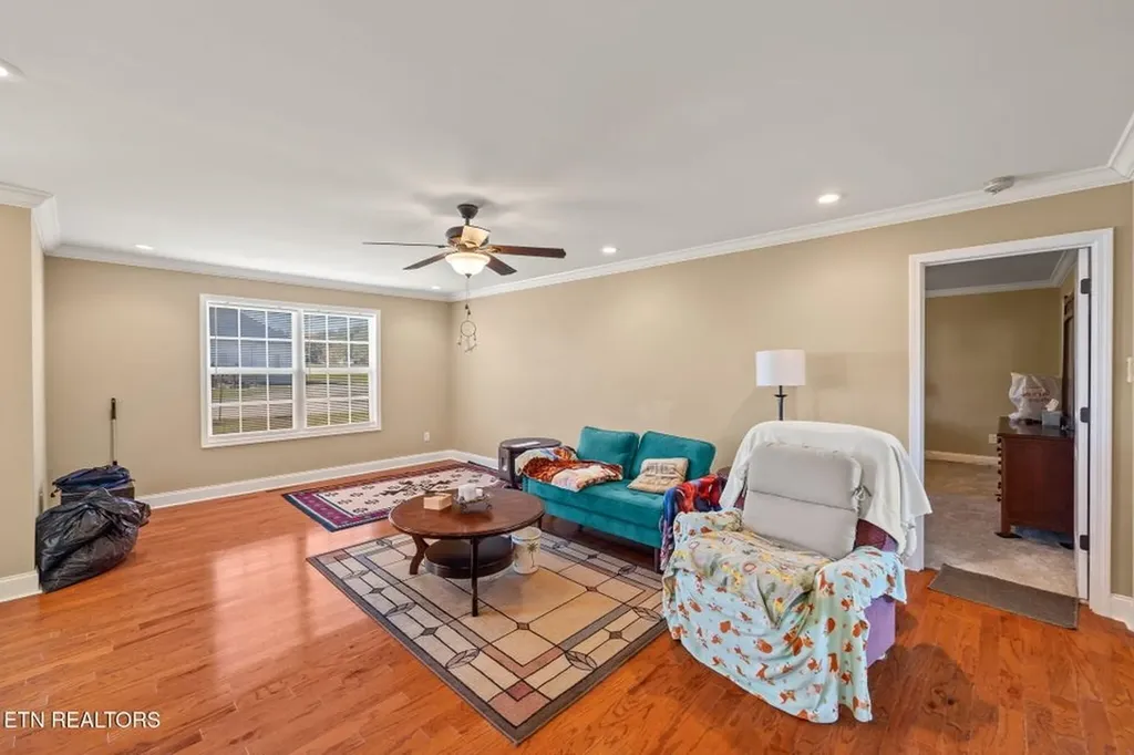 500 Walnut Heights Lane Rickman TN 38580-1777