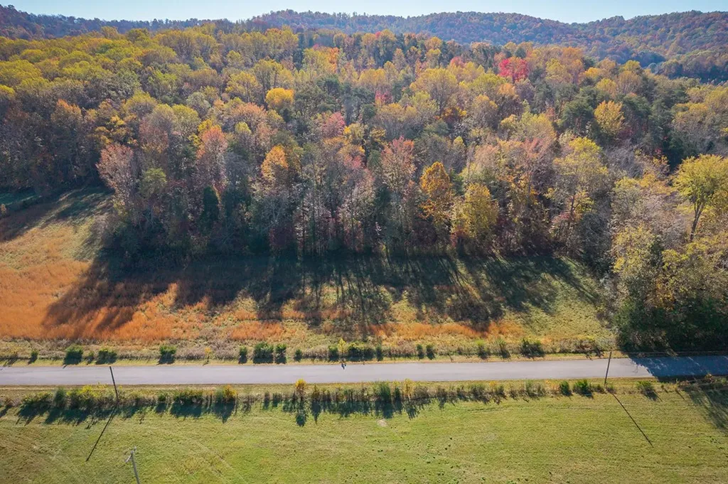 Lot 5 Franks Ferry Road Sparta TN 38583