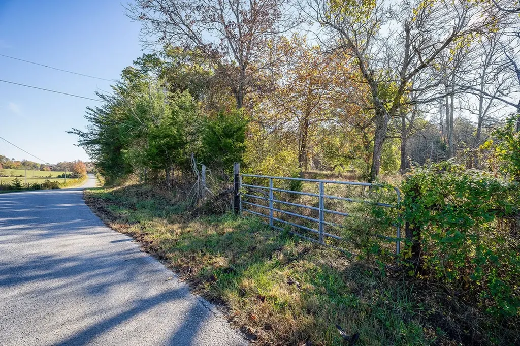 Lot 5 Franks Ferry Road Sparta TN 38583