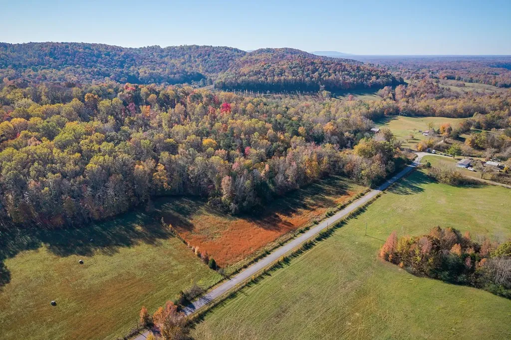 Lot 5 Franks Ferry Road Sparta TN 38583