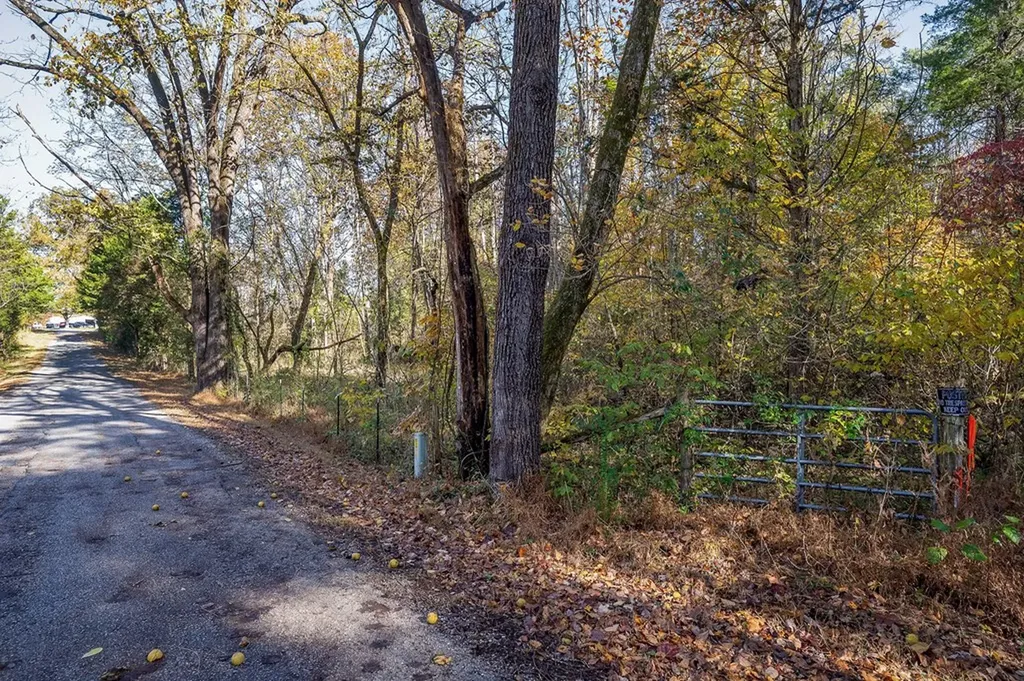 Lot 5 Franks Ferry Road Sparta TN 38583