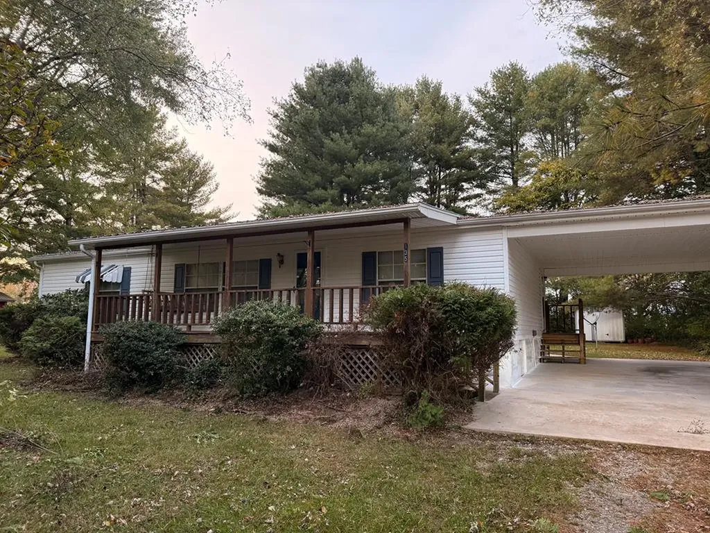 135 Oak Hill Drive Jamestown TN 38556