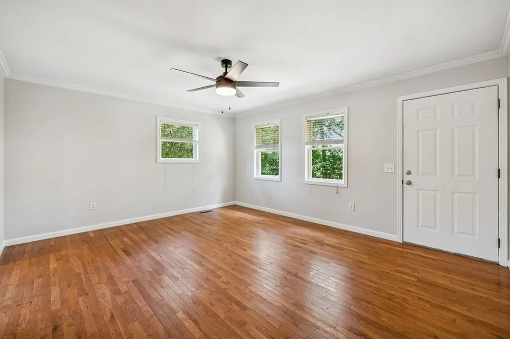 2585 Pow Road Baxter TN 38544