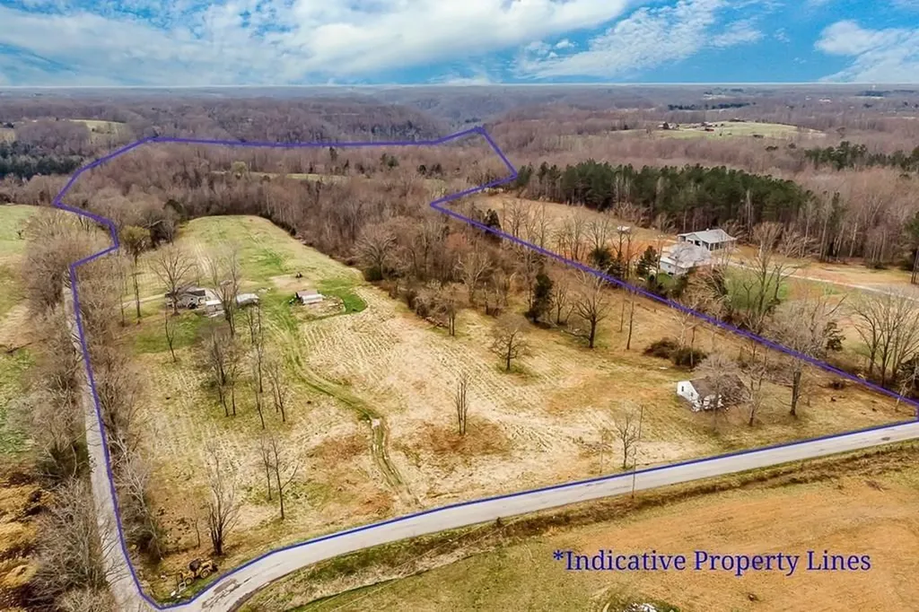 2585 Pow Road Baxter TN 38544