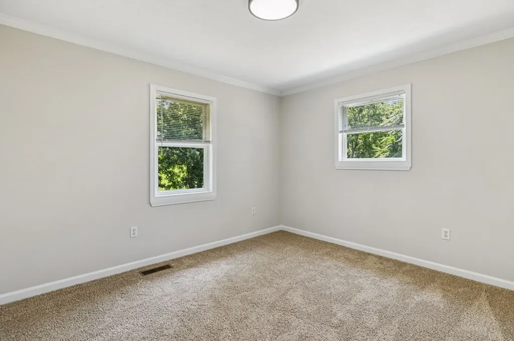 2585 Pow Road Baxter TN 38544