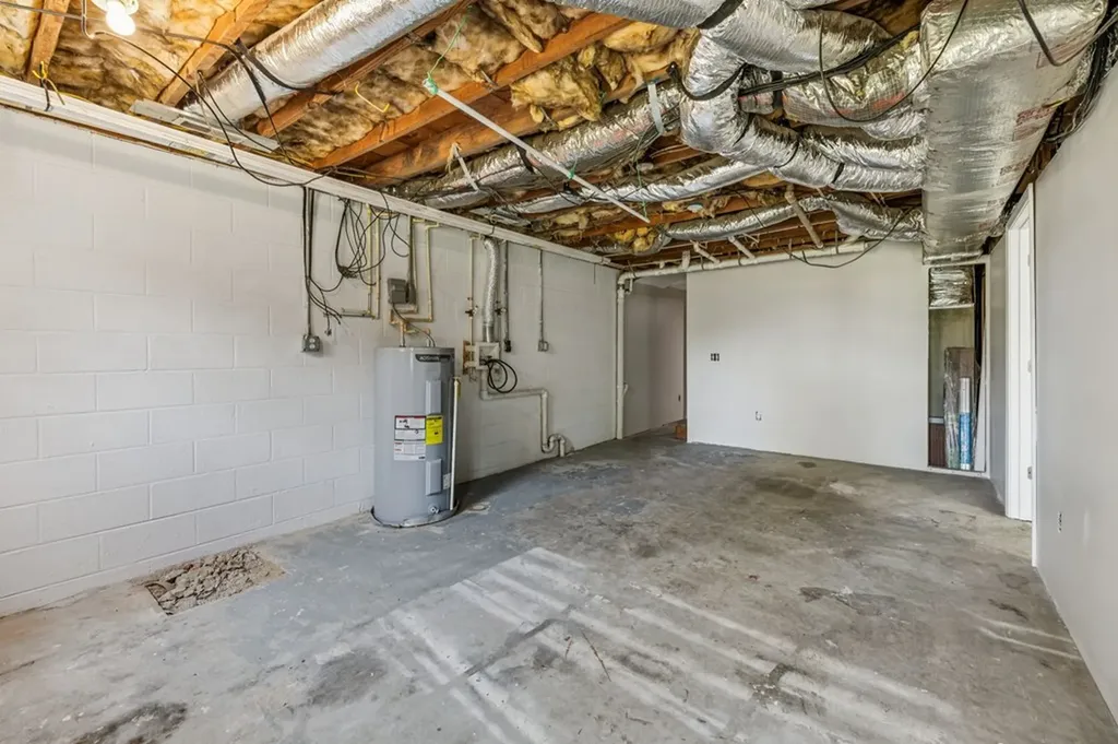 2585 Pow Road Baxter TN 38544