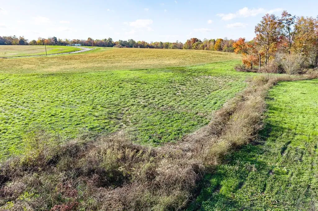 20 Ac Js Dairy Lane Monroe TN 38573