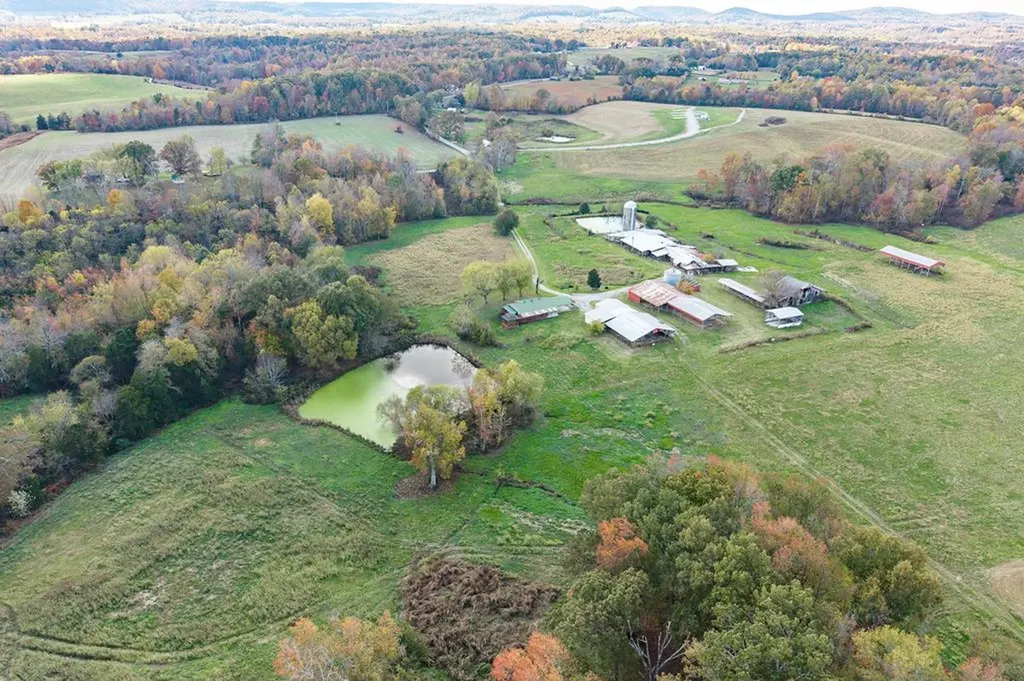 140 Js Dairy Lane Monroe TN 38573