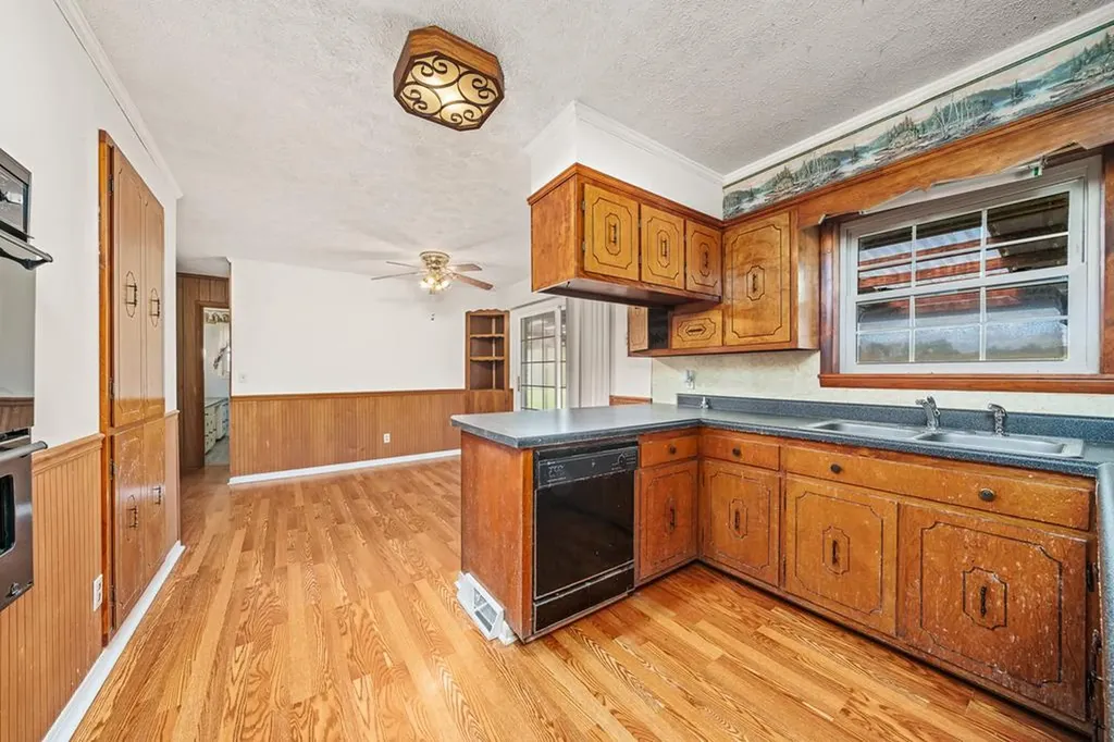 140 Js Dairy Lane Monroe TN 38573