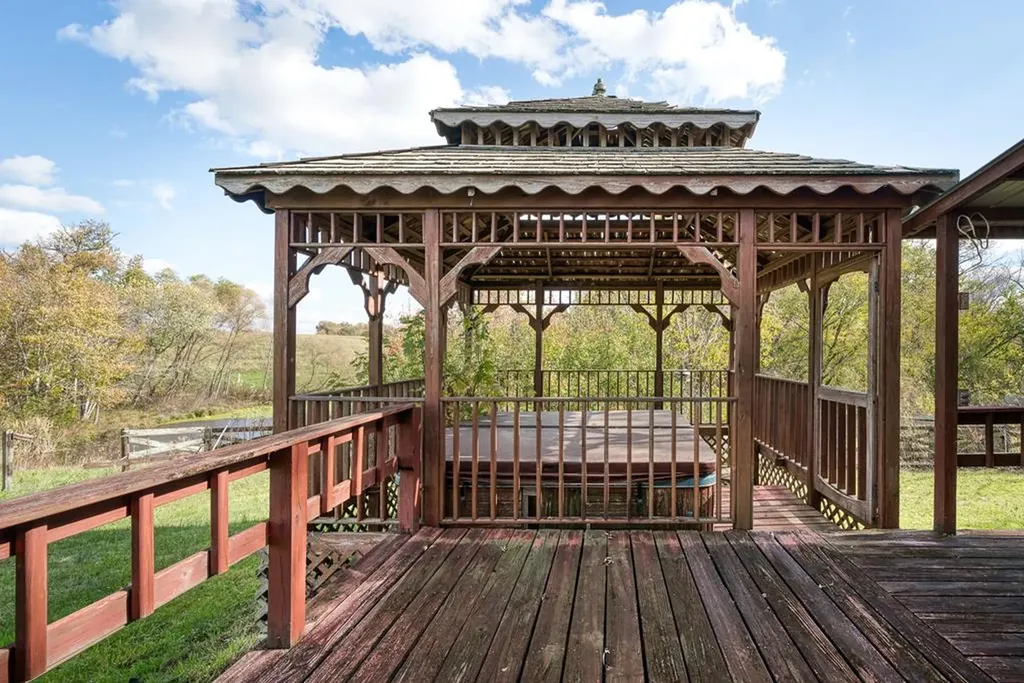 140 Js Dairy Lane Monroe TN 38573