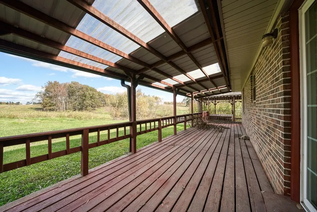 140 Js Dairy Lane Monroe TN 38573