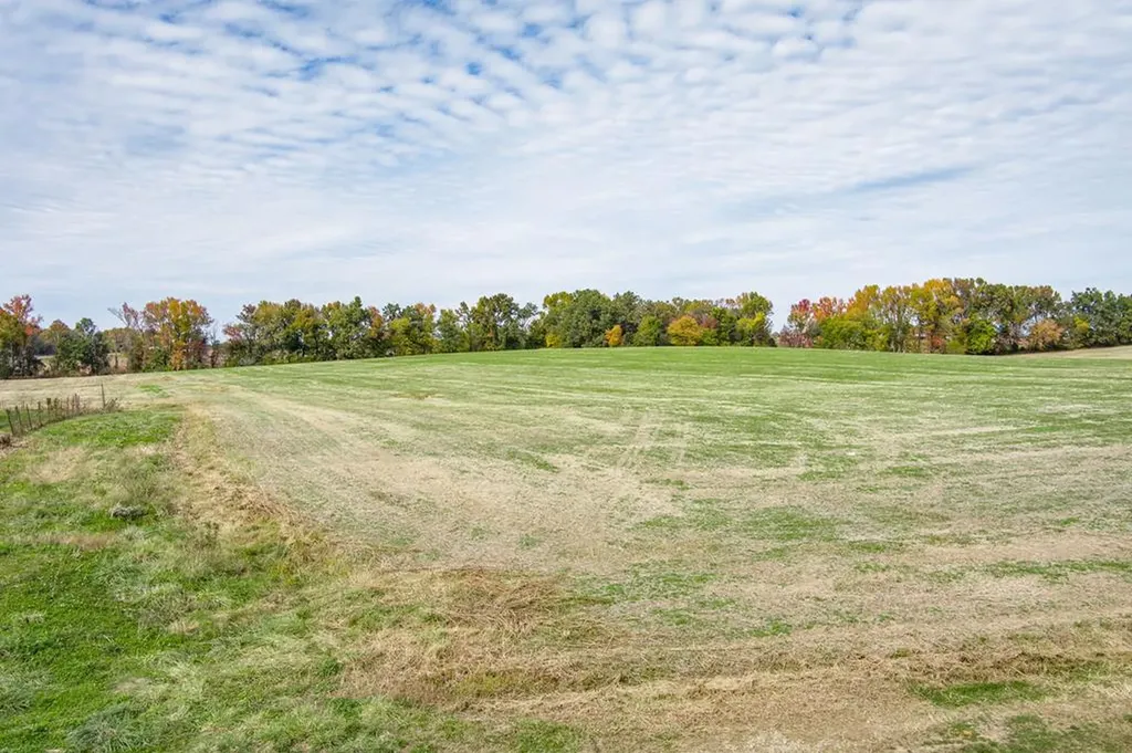 140 Js Dairy Lane Monroe TN 38573