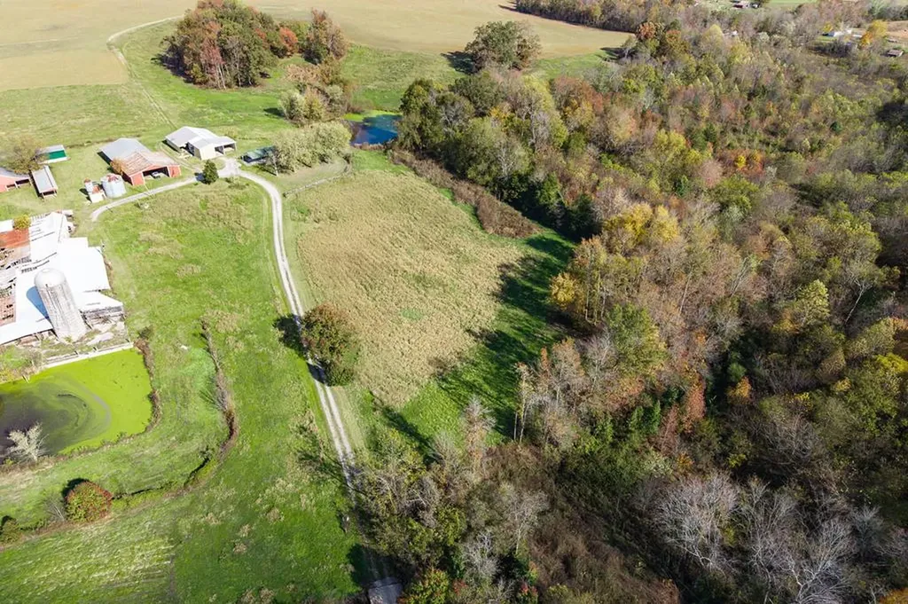 140 Js Dairy Lane Monroe TN 38573