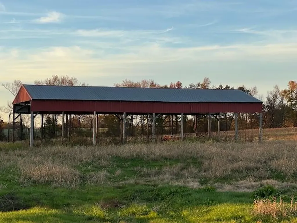 140 Js Dairy Lane Monroe TN 38573