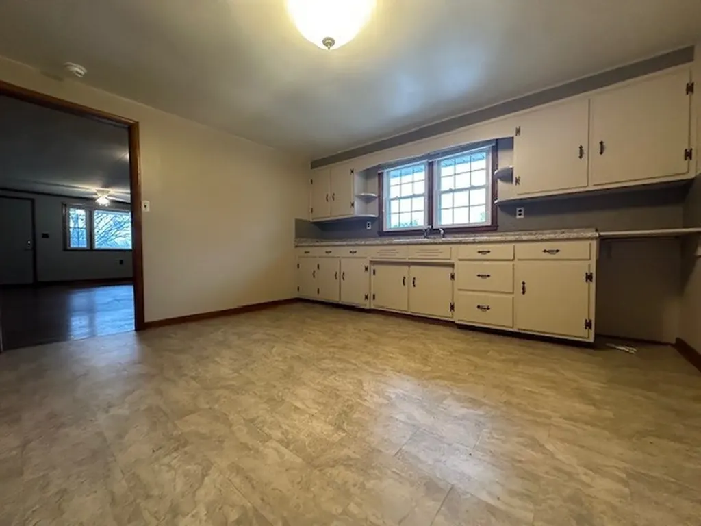 307 Marlin Rickman TN 38580