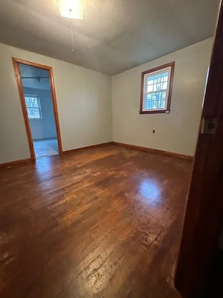 307 Marlin Rickman TN 38580