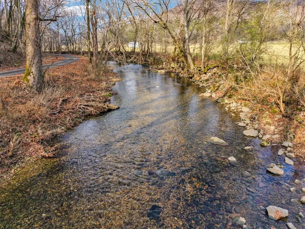00 E Of Dry Fork Road Granville TN 38564