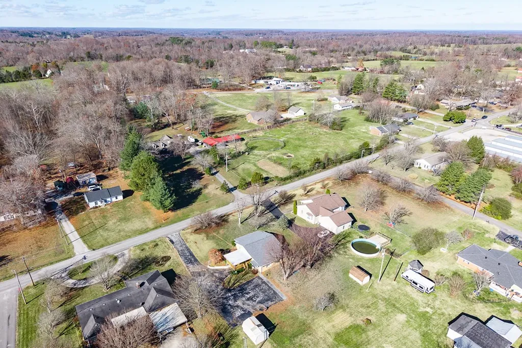 3323 Fisk Road Cookeville TN 38506