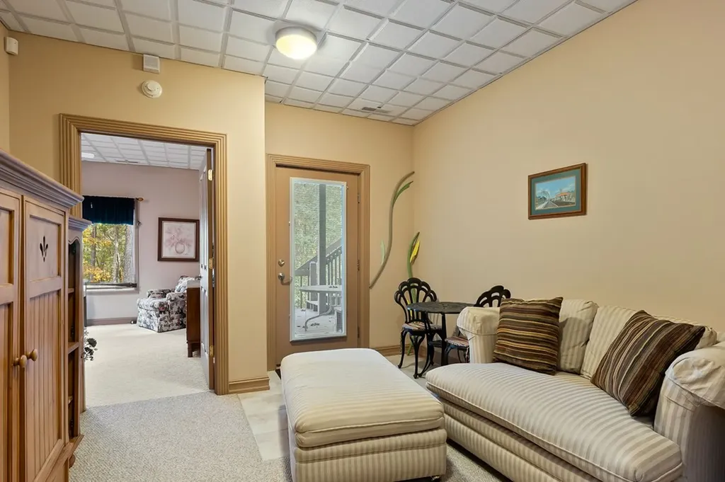122 Pineridge Loop Crossville TN 38558