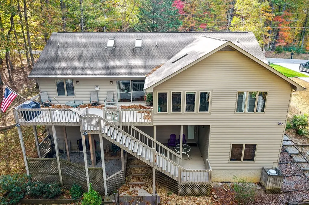 122 Pineridge Loop Crossville TN 38558