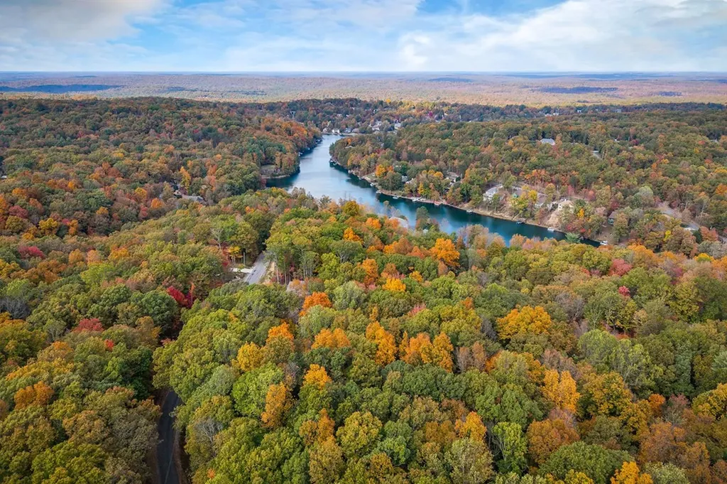 122 Pineridge Loop Crossville TN 38558
