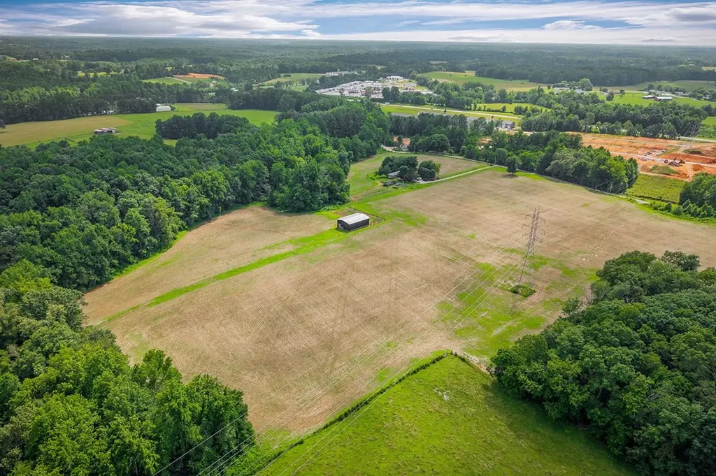 1790 Coon Hunt Road Baxter TN 38544-5103