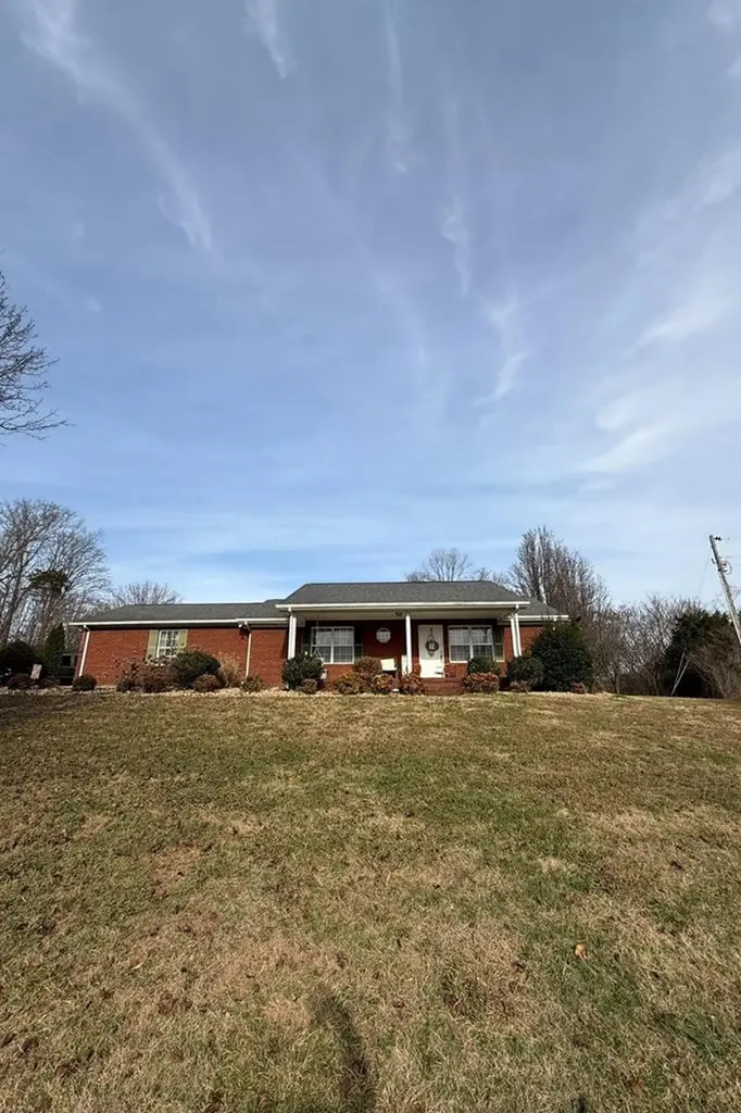 219 Tator Knob Road Liberty TN 37095
