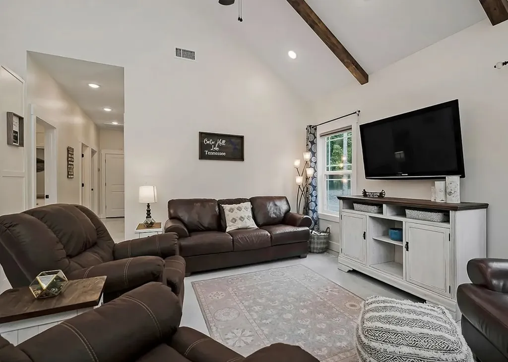 656 Old Buffalo Valley Road Silver Point TN 38582