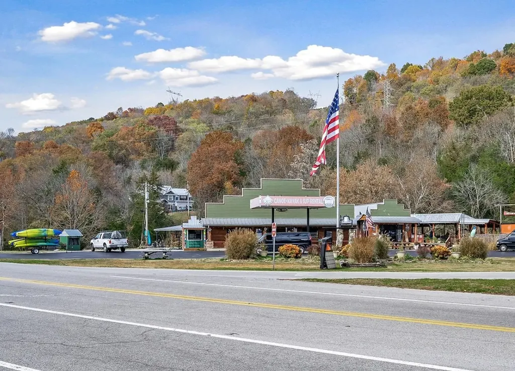 656 Old Buffalo Valley Road Silver Point TN 38582