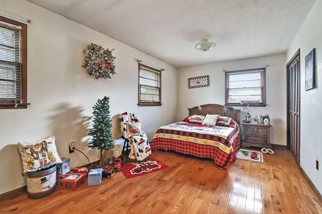 2620 Deer Lodge Highway Deer Lodge TN 37726