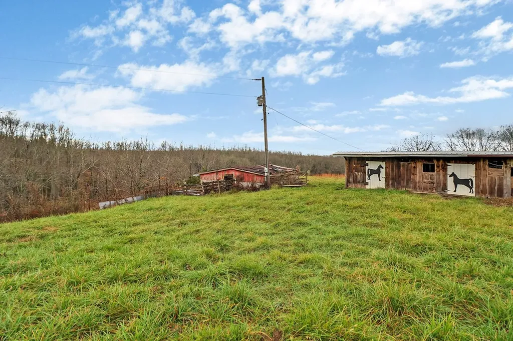 2620 Deer Lodge Highway Deer Lodge TN 37726