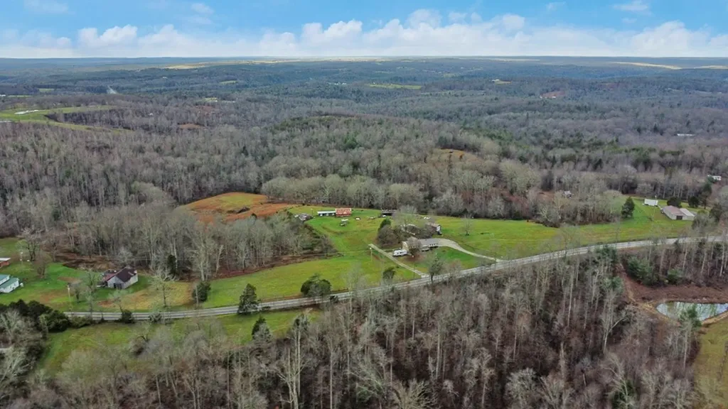 2620 Deer Lodge Highway Deer Lodge TN 37726