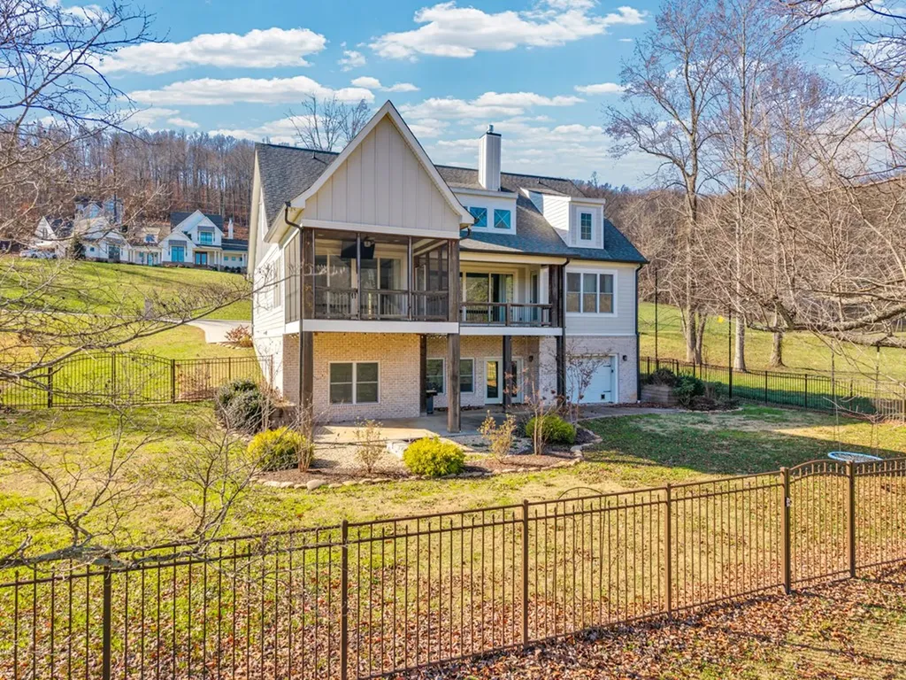 1671 Golf Lane Livingston TN 38570