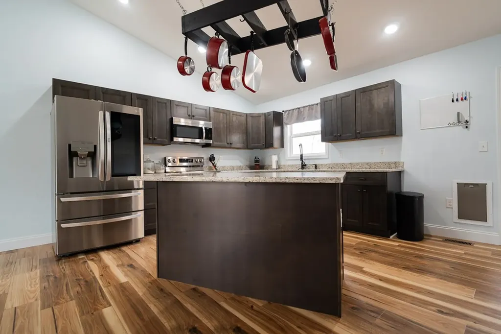 1561 Bicknell Road Clarkrange TN 38553