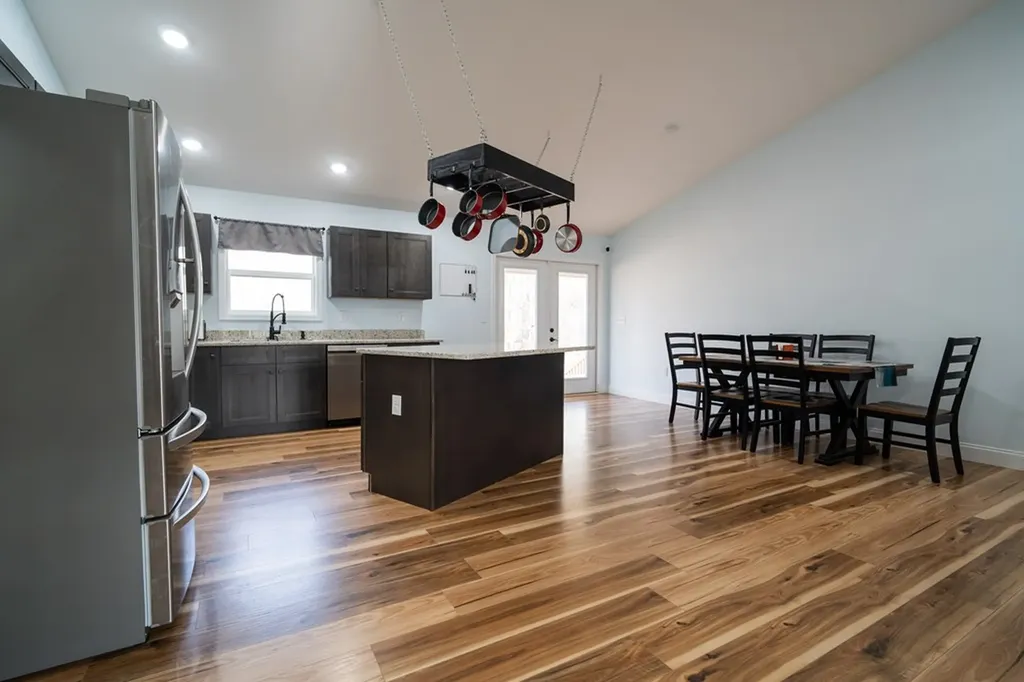 1561 Bicknell Road Clarkrange TN 38553