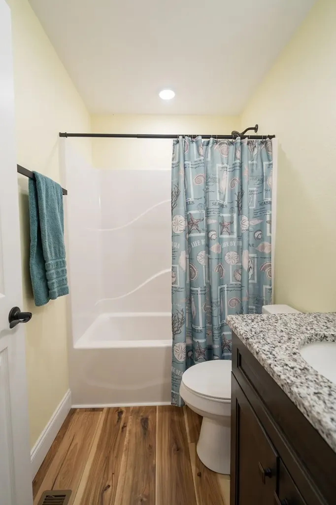 1561 Bicknell Road Clarkrange TN 38553